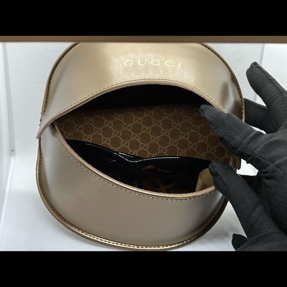 GUCCI Sunglass - Picture 11 of 16